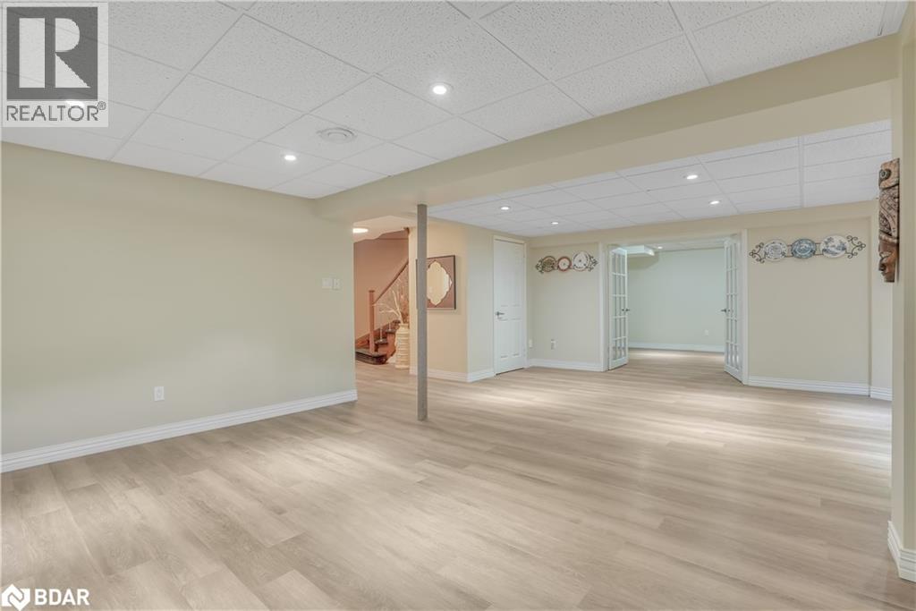 Photo 20 of 43 Waterhouse Way, Richmond Hill ON