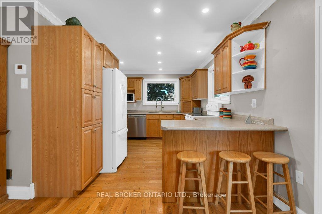 Photo 21 of 1909 Woods Bay Road, Severn ON