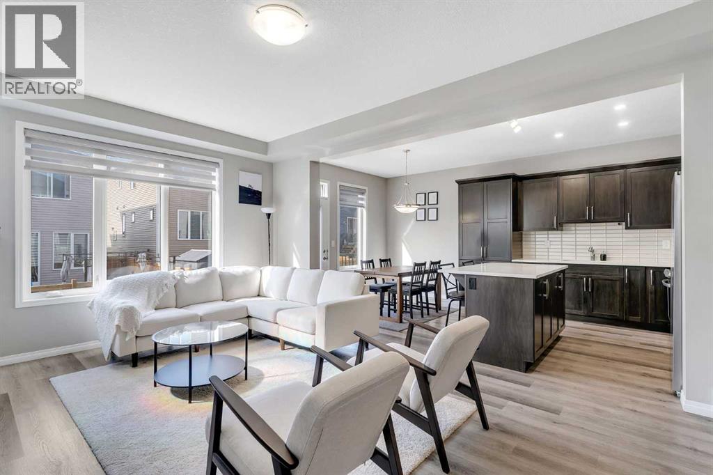 Photo 7 of 78 Osborne Common Sw, Airdrie AB