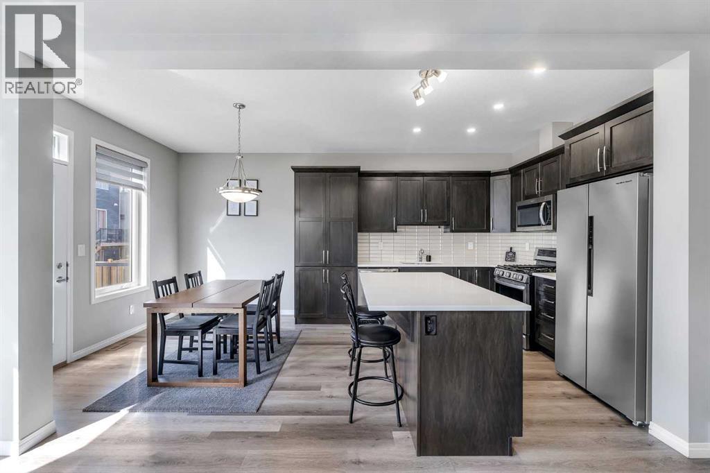 Photo 8 of 78 Osborne Common Sw, Airdrie AB