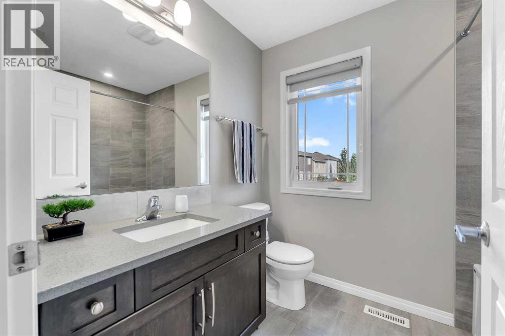 Photo 25 of 78 Osborne Common Sw, Airdrie AB