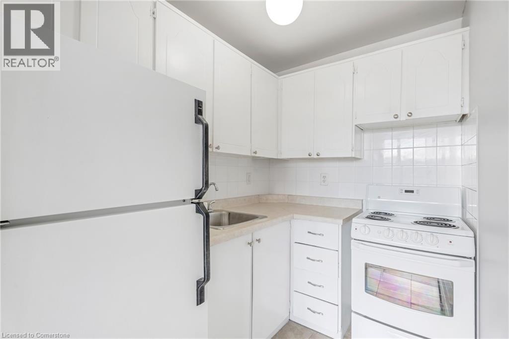Photo 10 of 150 Charlton Avenue E Unit 3307, Hamilton ON