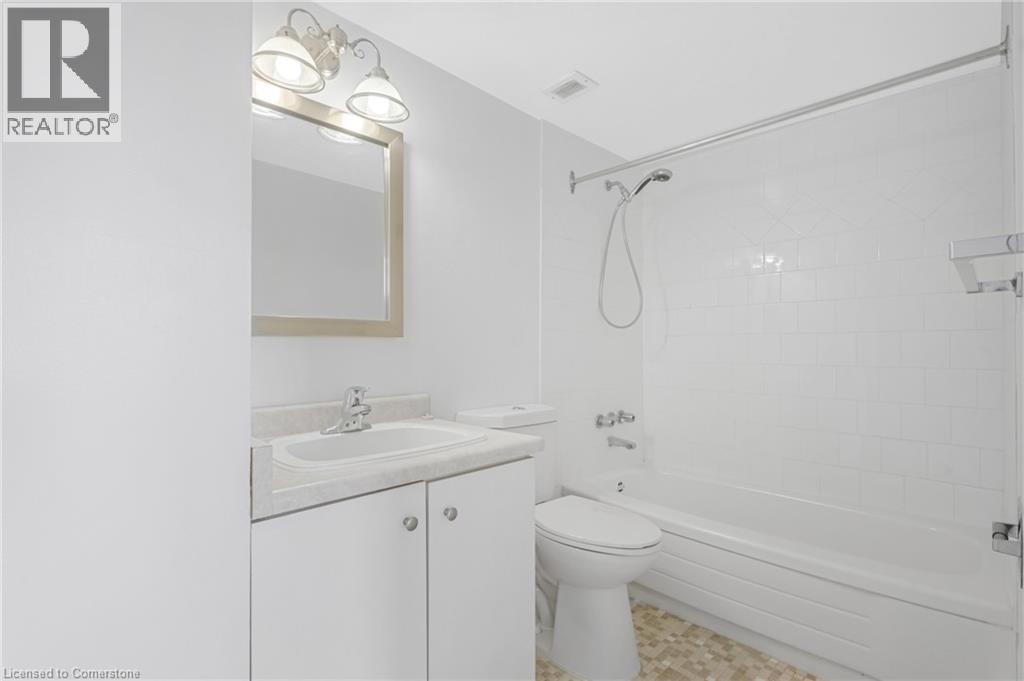 Photo 13 of 150 Charlton Avenue E Unit 3307, Hamilton ON