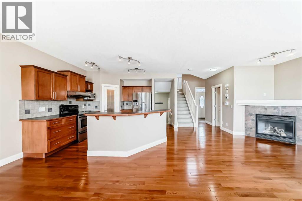 Single Family House for Sale in  Covebrook Bay NE Coventry Hills Calgary 