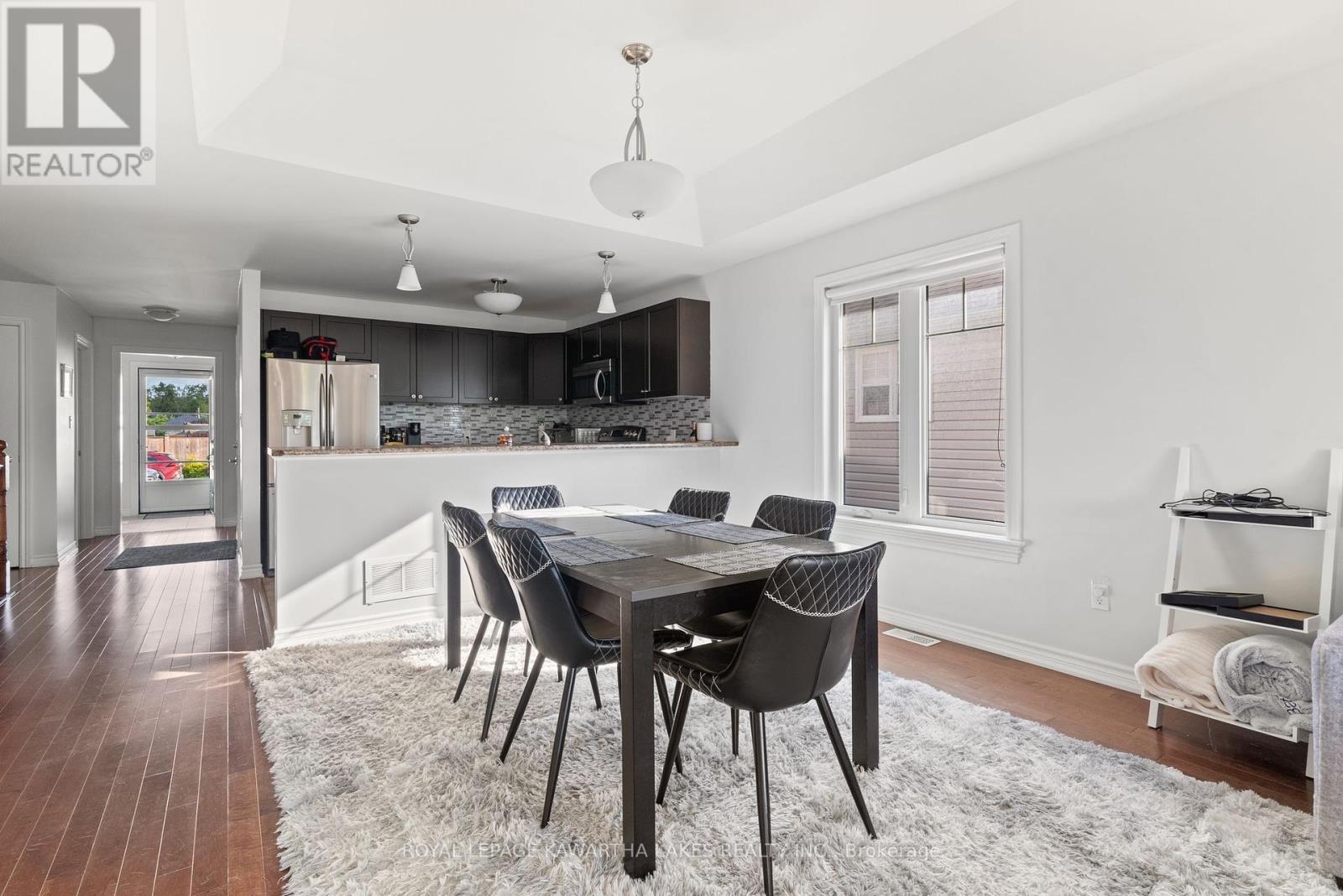 Photo 11 of 20 Lisbeth Crescent, Kawartha Lakes ON