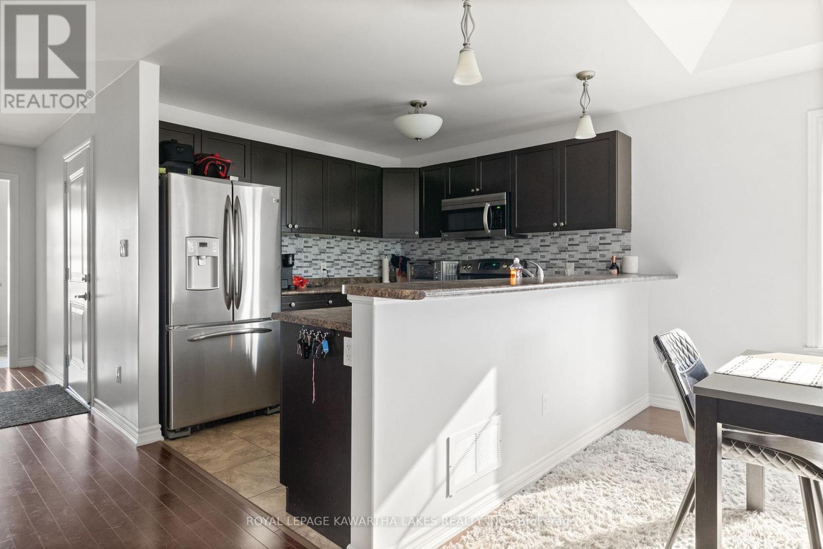 Photo 12 of 20 Lisbeth Crescent, Kawartha Lakes ON