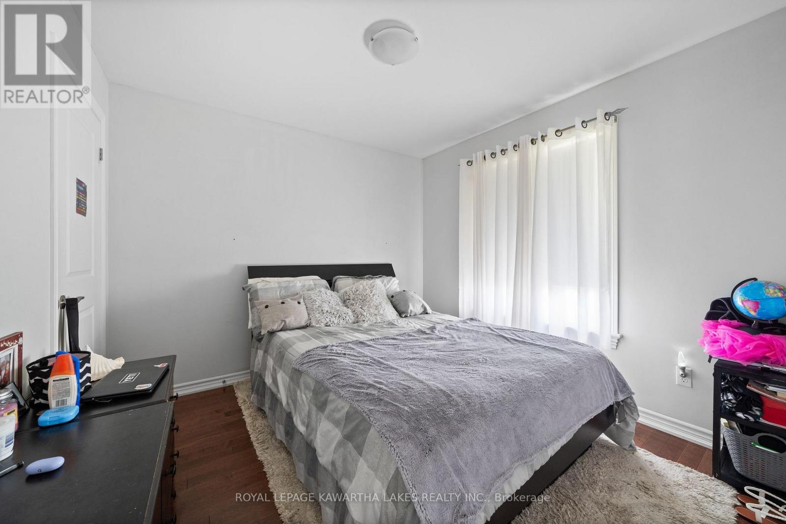 Photo 15 of 20 Lisbeth Crescent, Kawartha Lakes ON