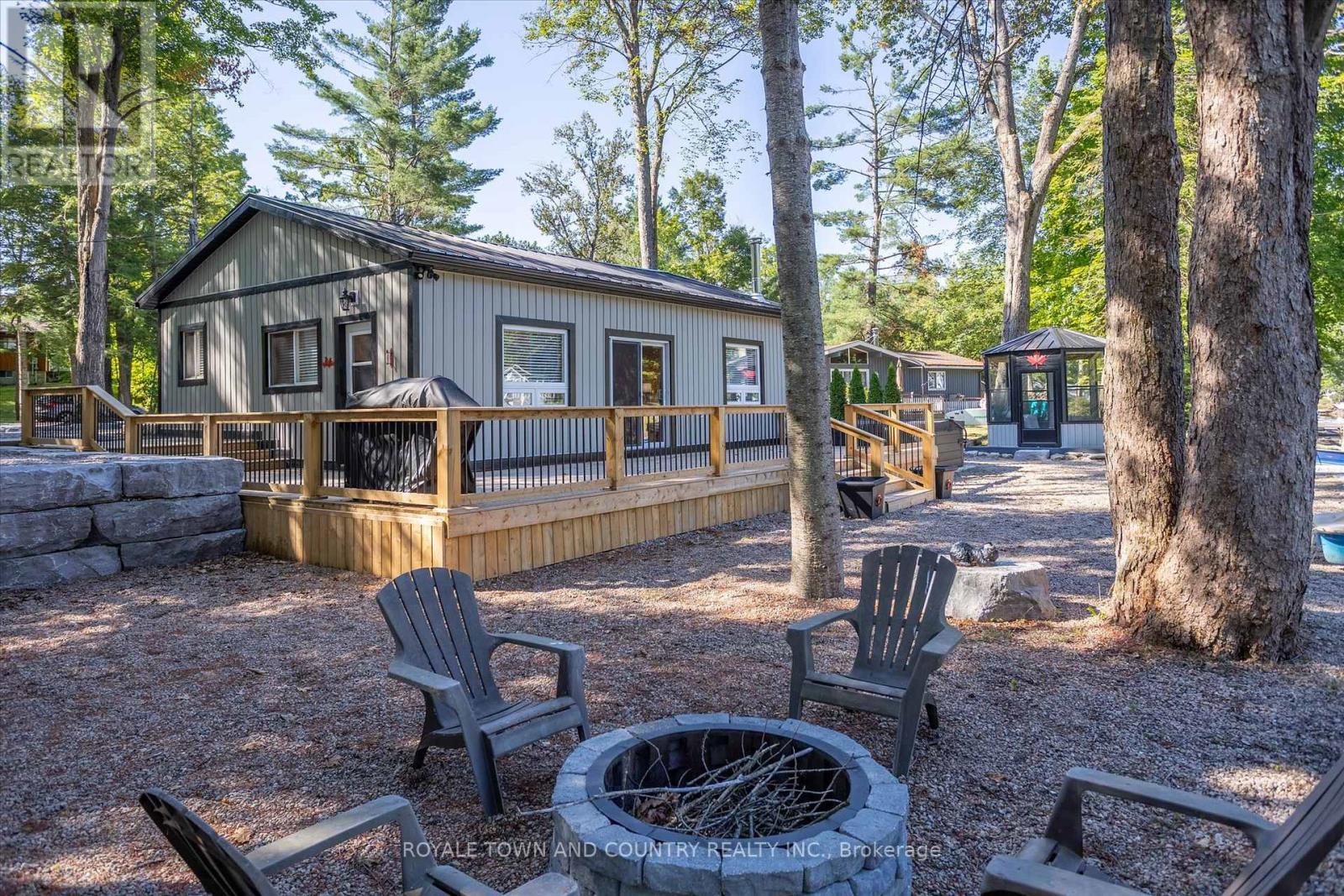 Photo 38 of 11 Little Bay Drive, Kawartha Lakes ON