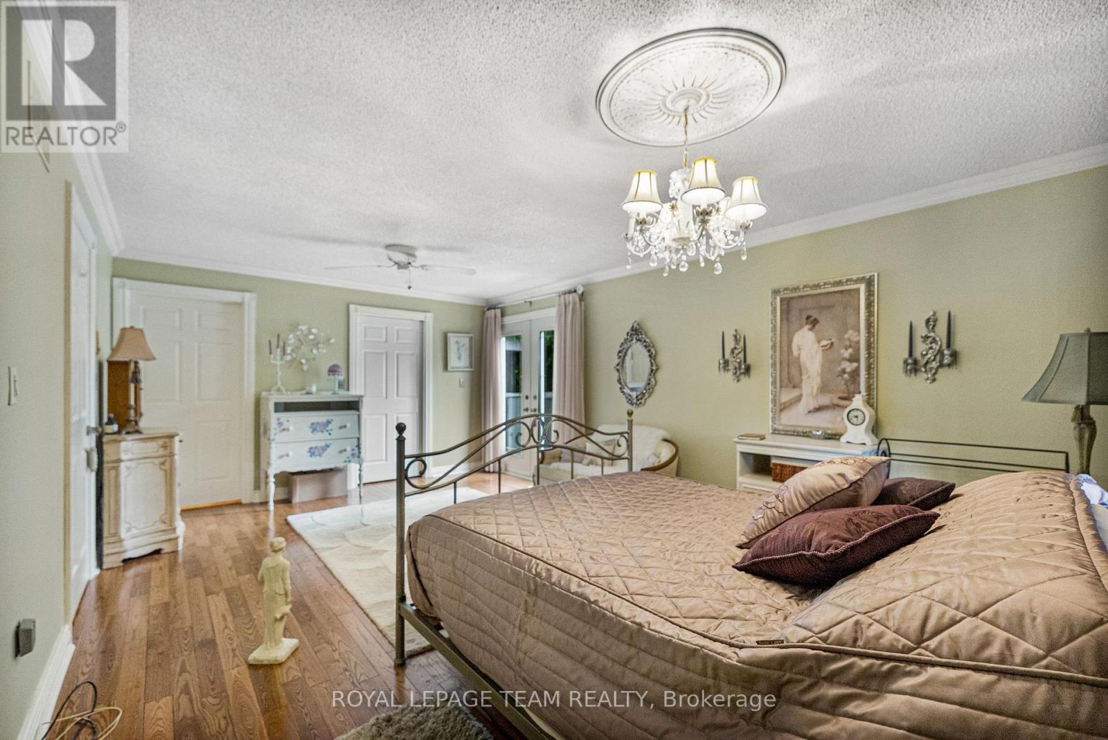Photo 12 of 591 Bellamy Road, Mcnab Braeside ON