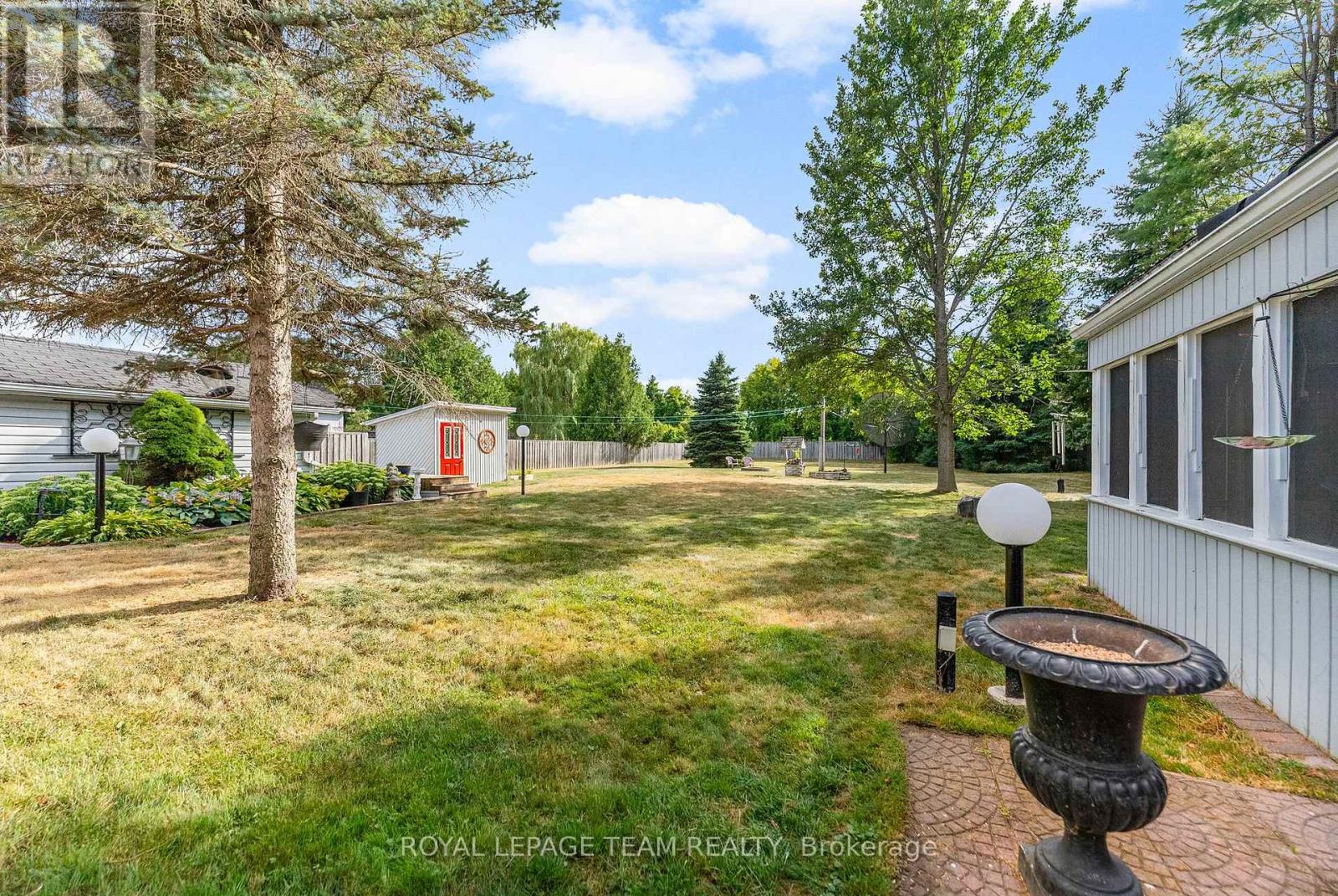 Photo 24 of 591 Bellamy Road, Mcnab Braeside ON