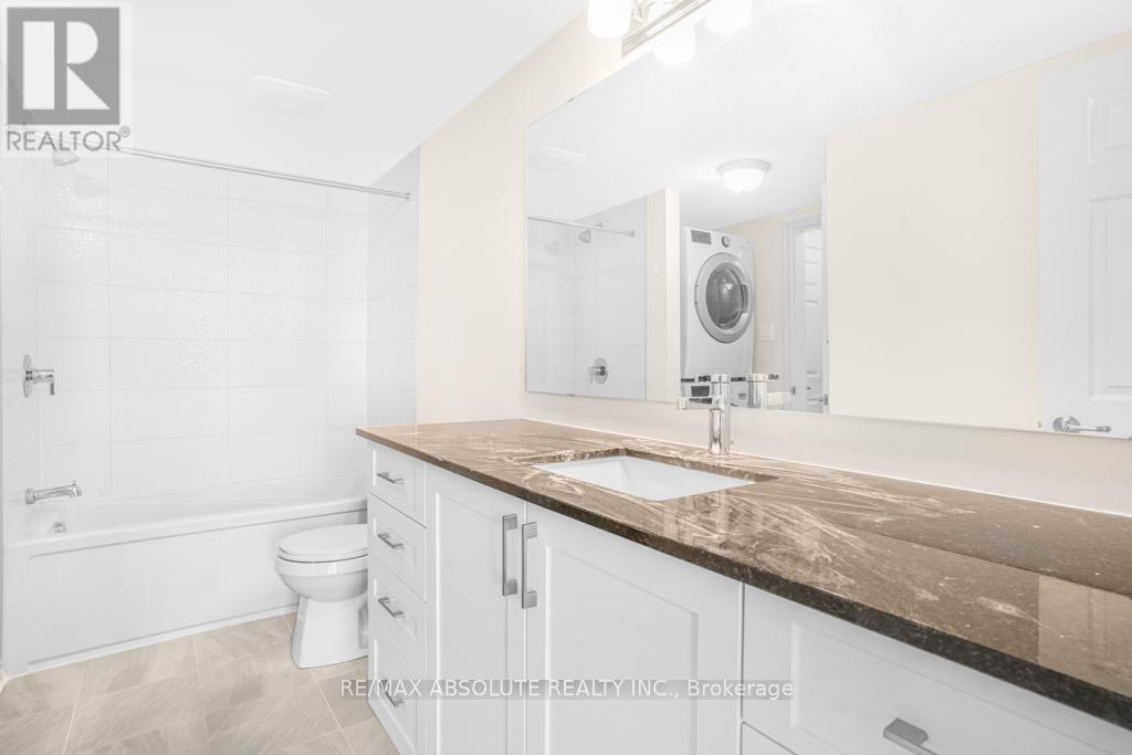 Photo 19 of 621 Makwa Private, Ottawa ON