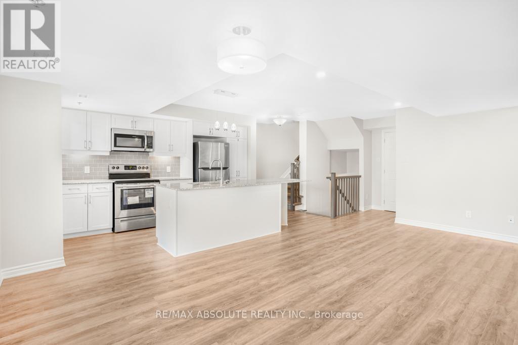 Photo 7 of 621 Makwa Private, Ottawa ON