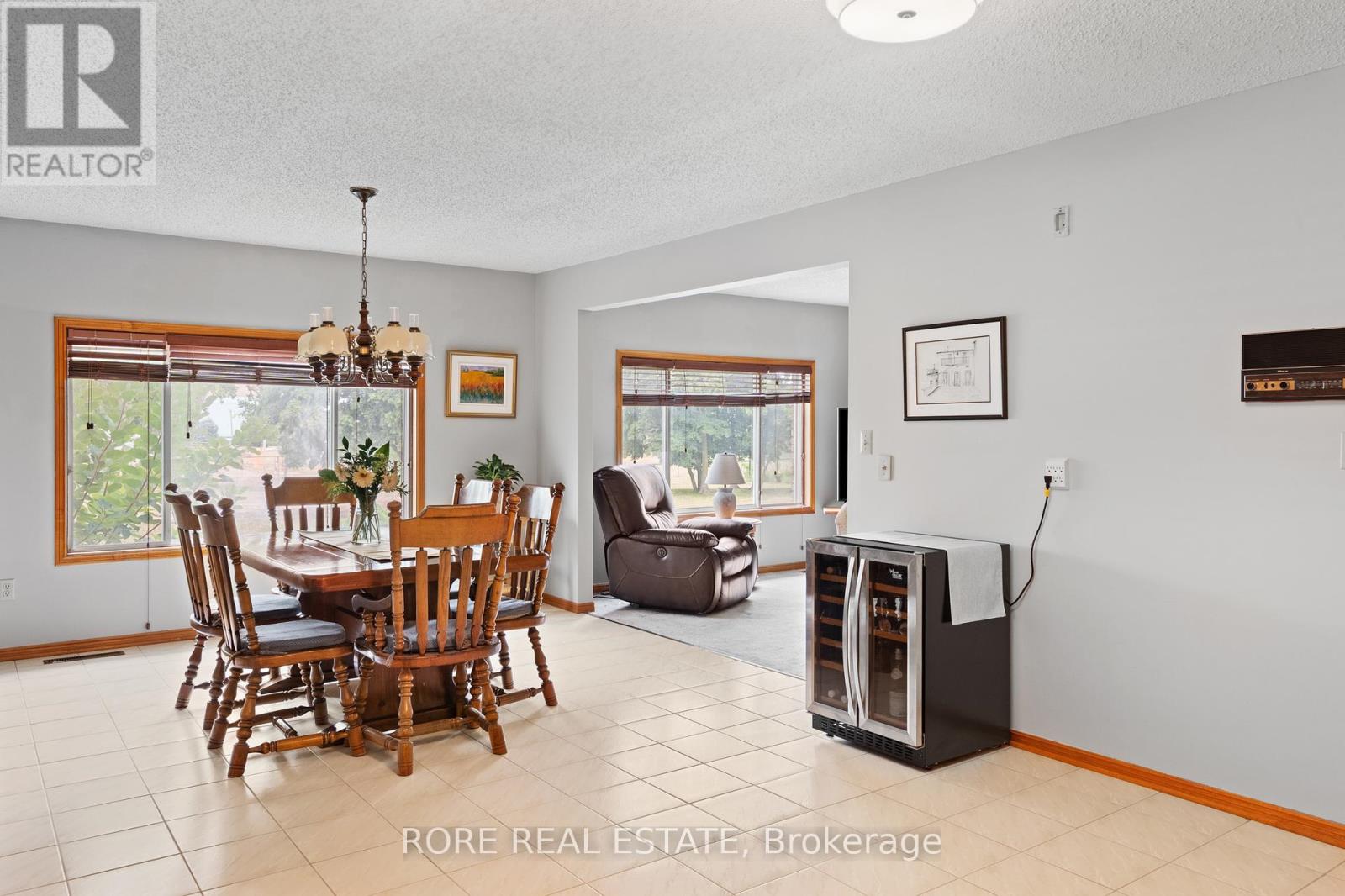 Photo 23 of 181 Gilmore Road, Fort Erie ON
