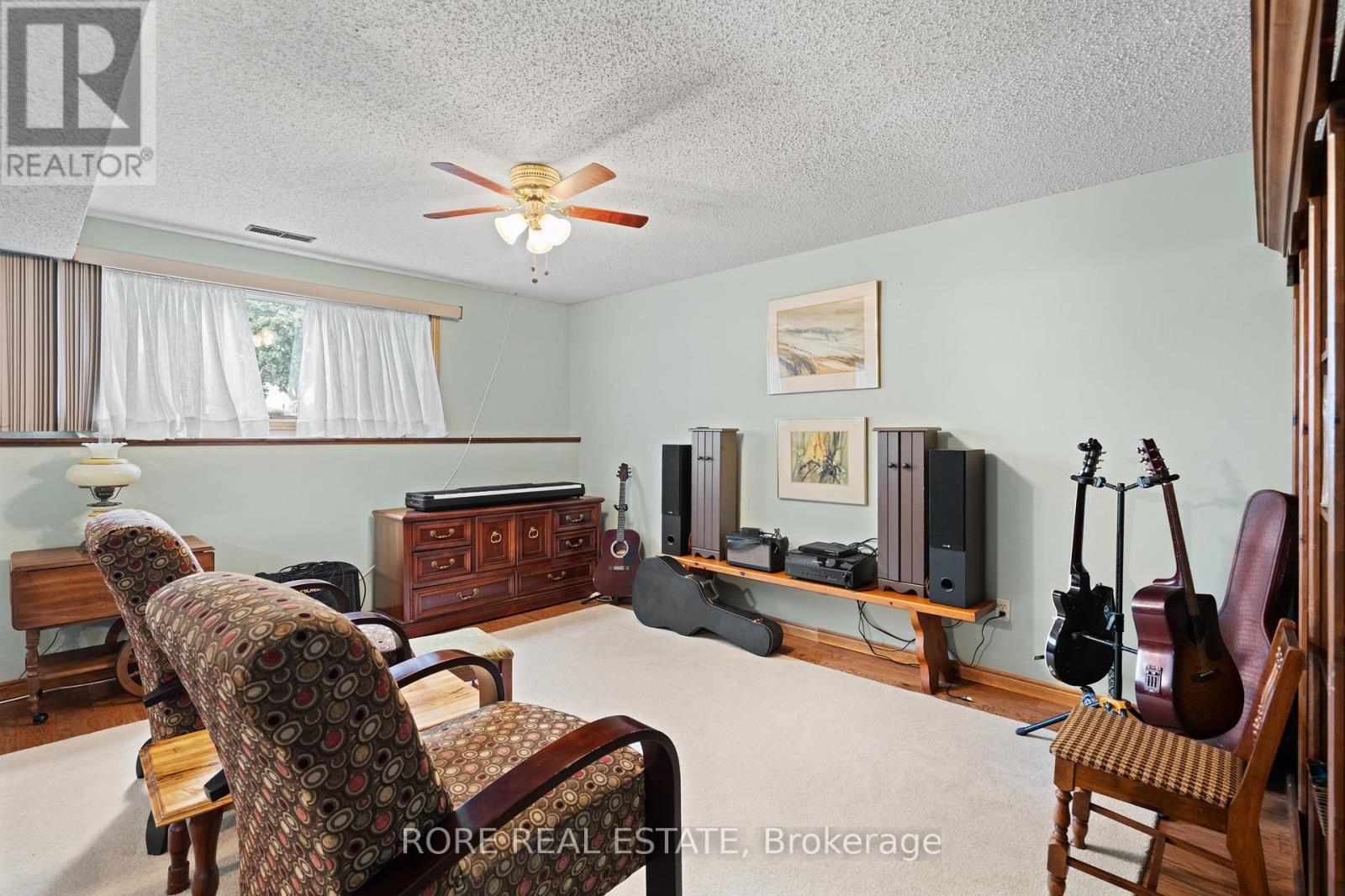 Photo 18 of 181 Gilmore Road, Fort Erie ON