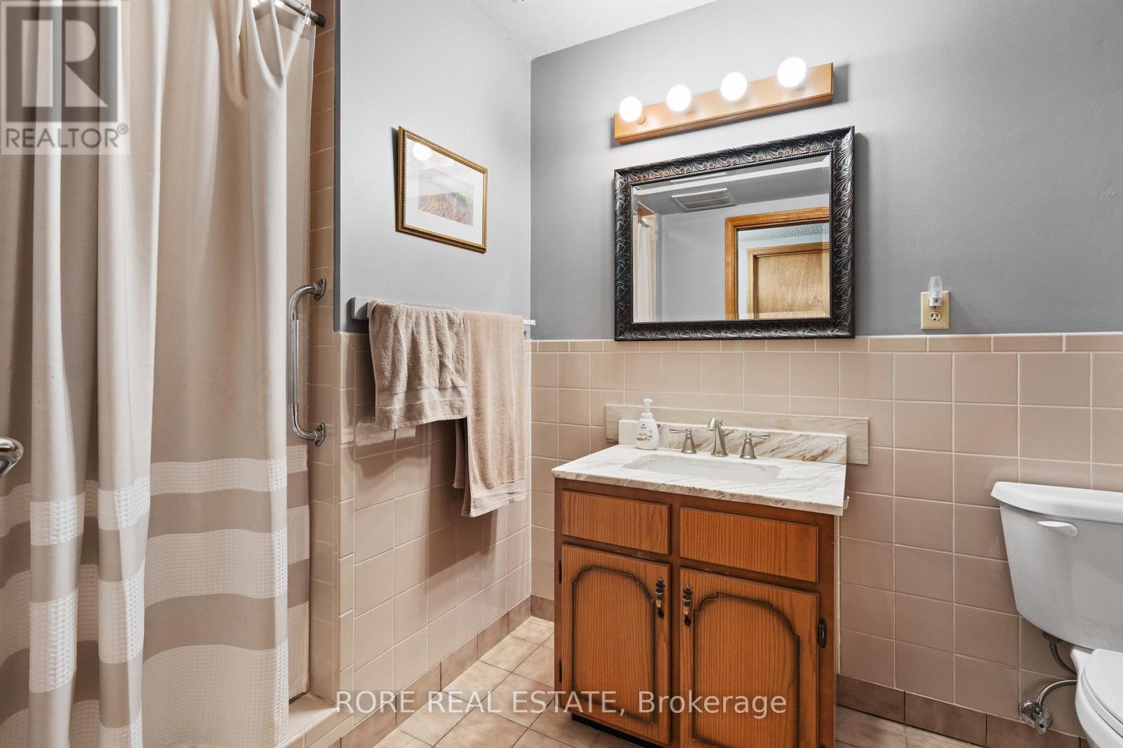 Photo 16 of 181 Gilmore Road, Fort Erie ON