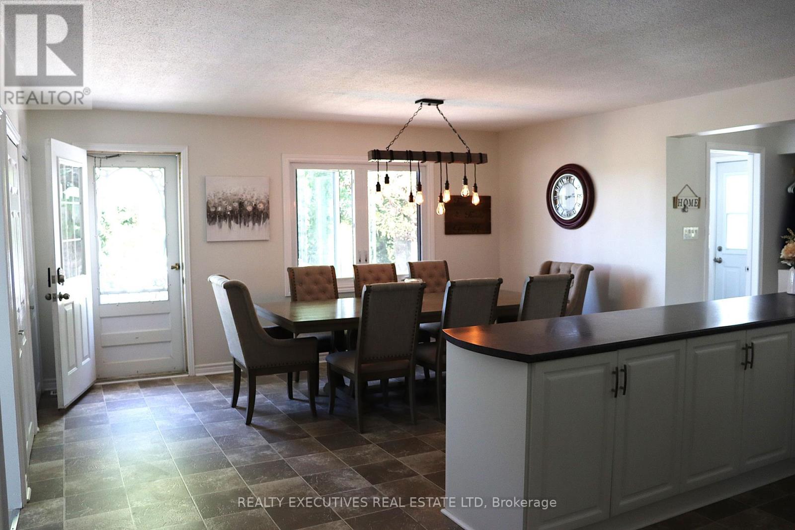Photo 14 of 11908 Toyeshill Road, South Dundas ON