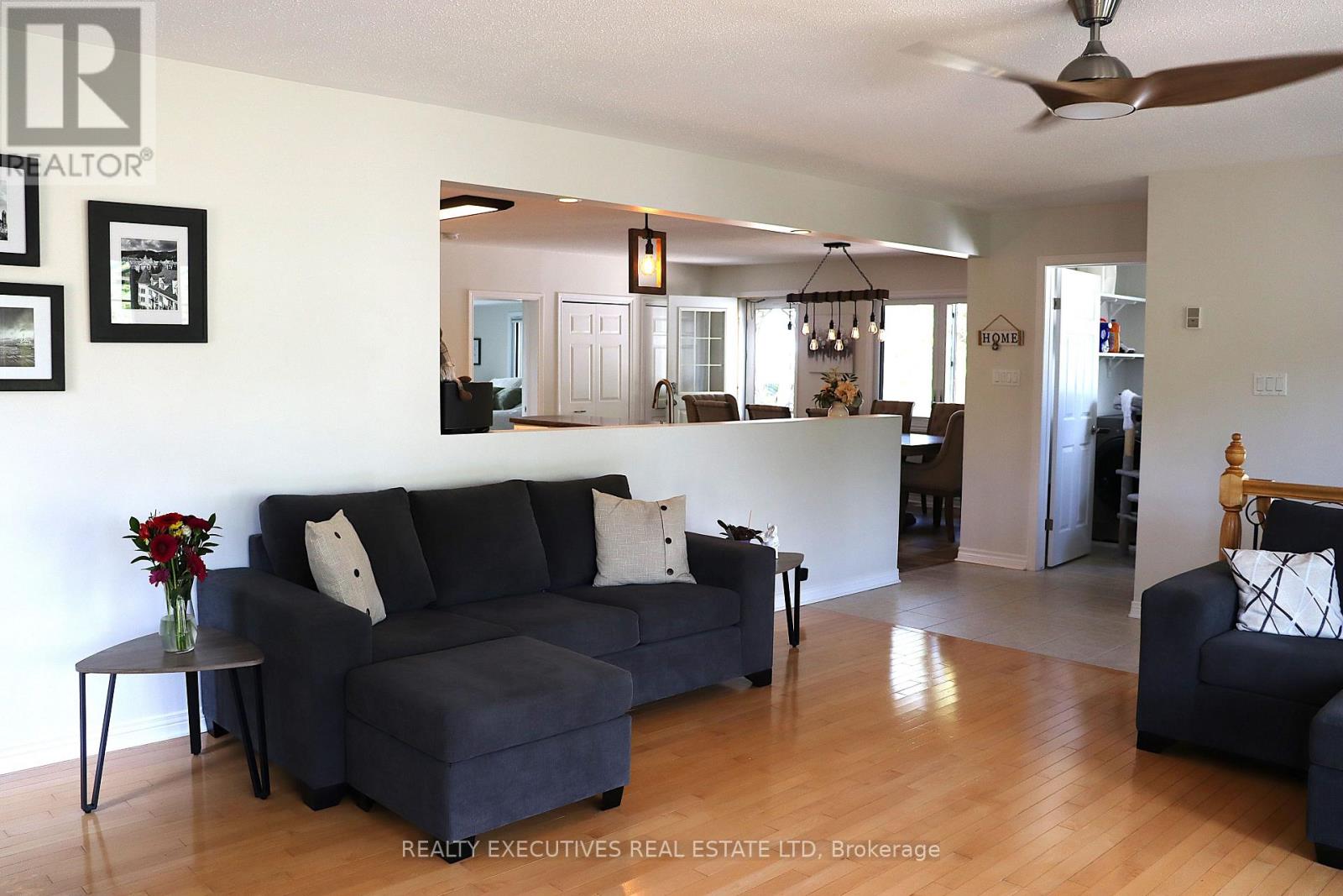 Photo 16 of 11908 Toyeshill Road, South Dundas ON