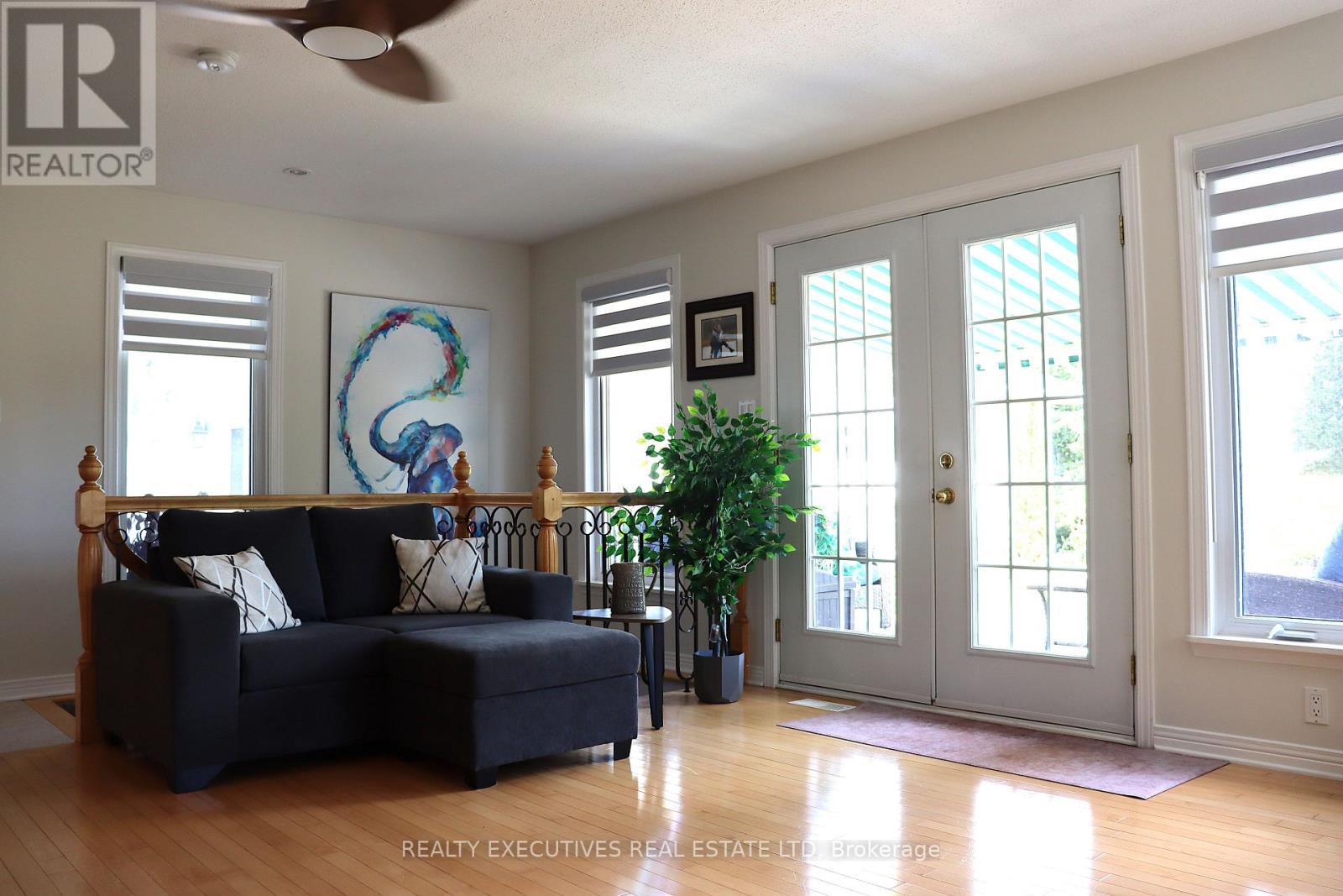 Photo 17 of 11908 Toyeshill Road, South Dundas ON