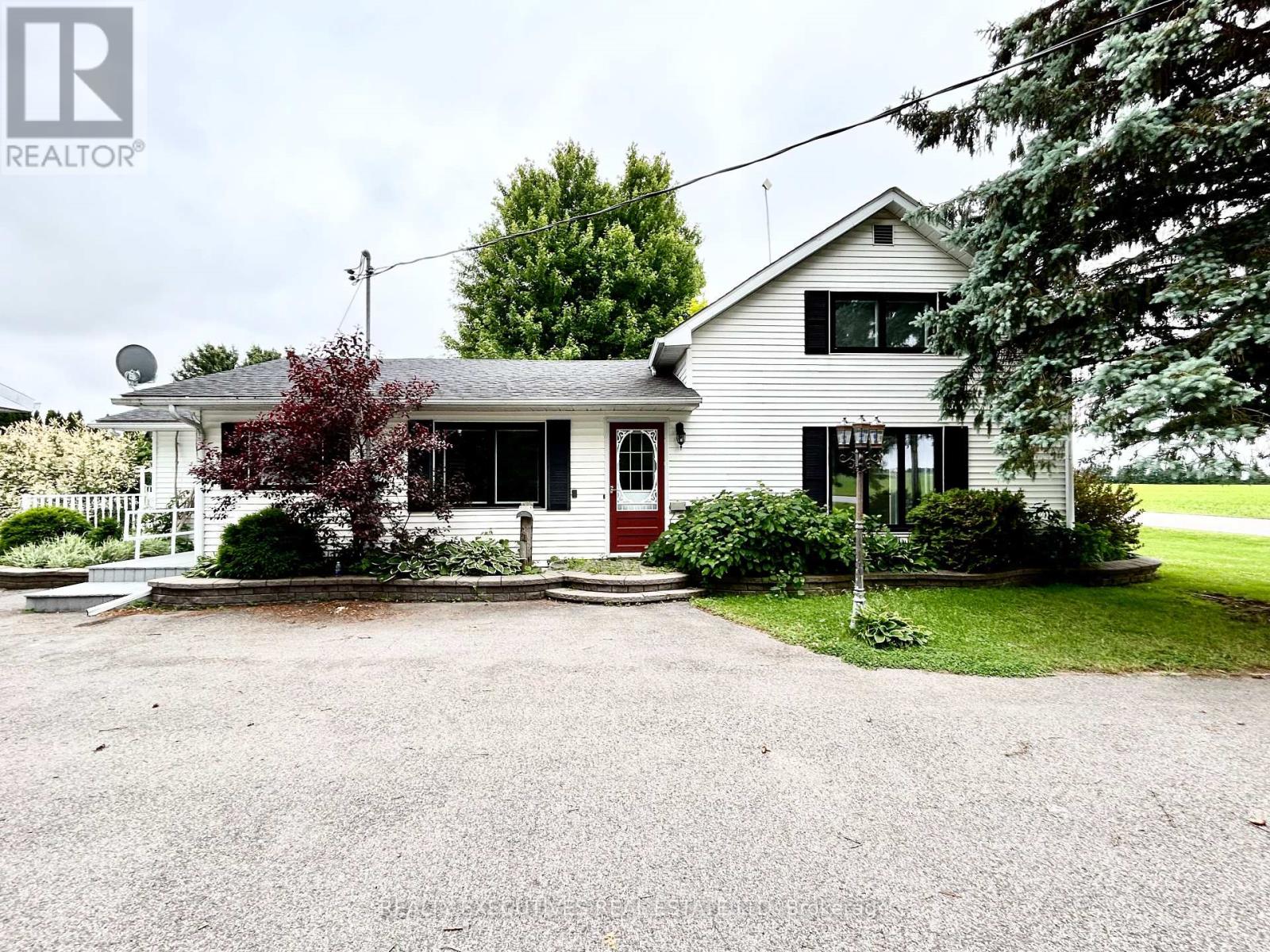 Photo 2 of 11908 Toyeshill Road, South Dundas ON