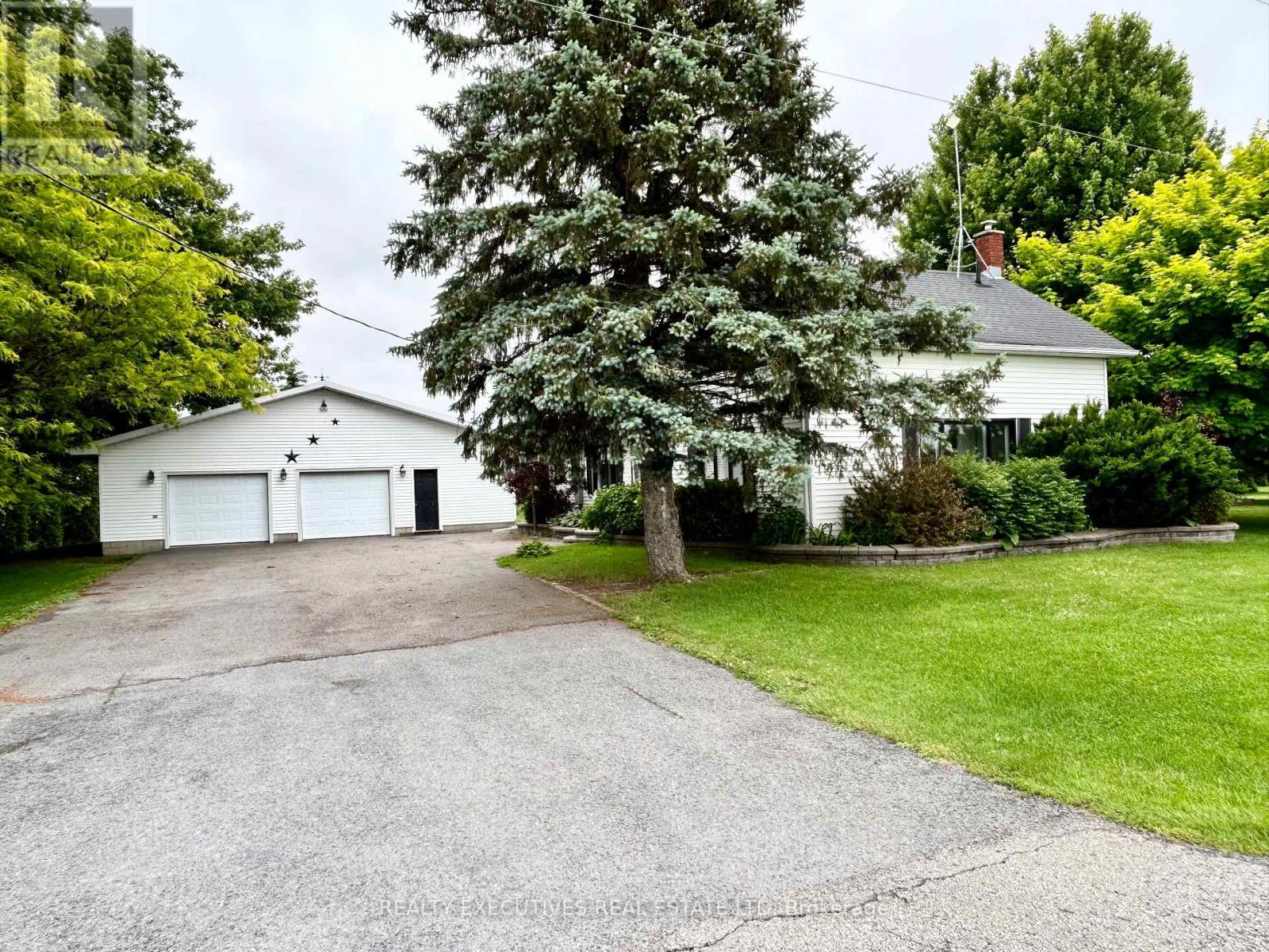Photo 5 of 11908 Toyeshill Road, South Dundas ON