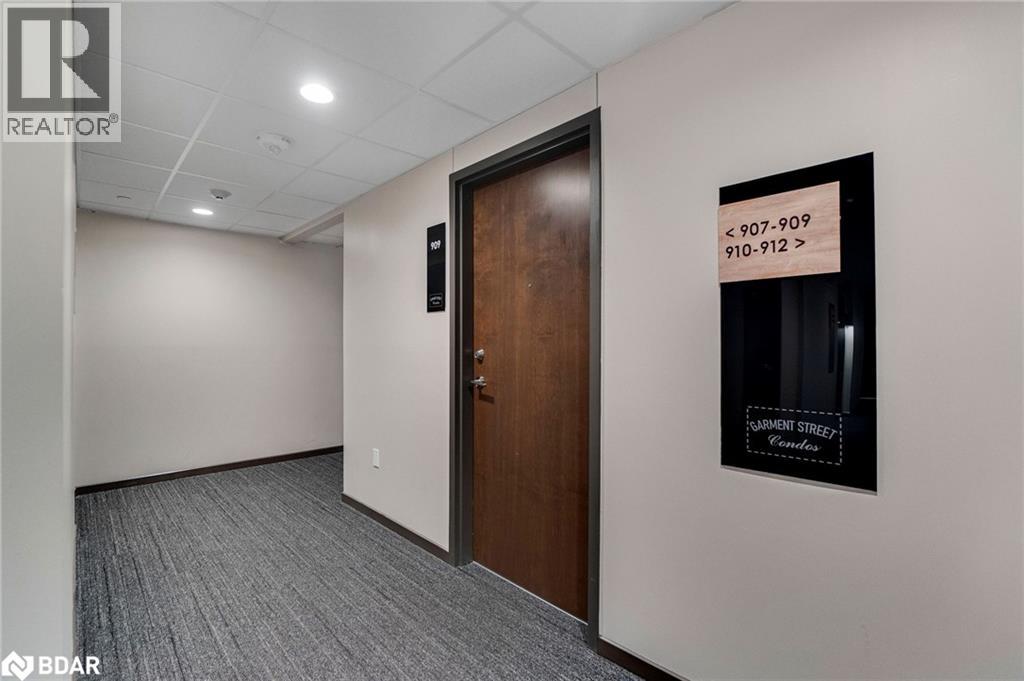 Photo 8 of 108 Garment Street Unit 909, Kitchener ON
