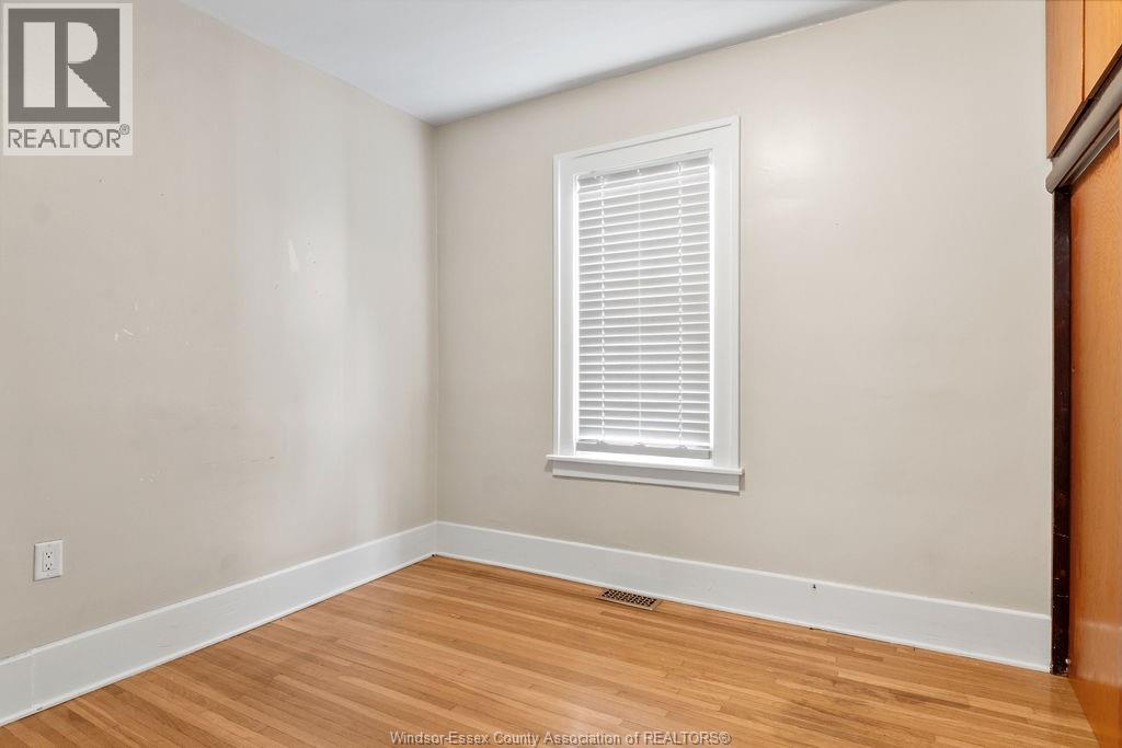 Photo 12 of 1527 Albert Road, Windsor ON