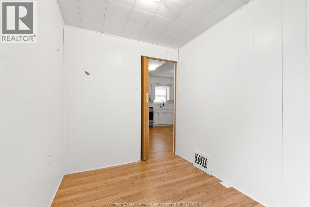 Photo 15 of 1527 Albert Road, Windsor ON