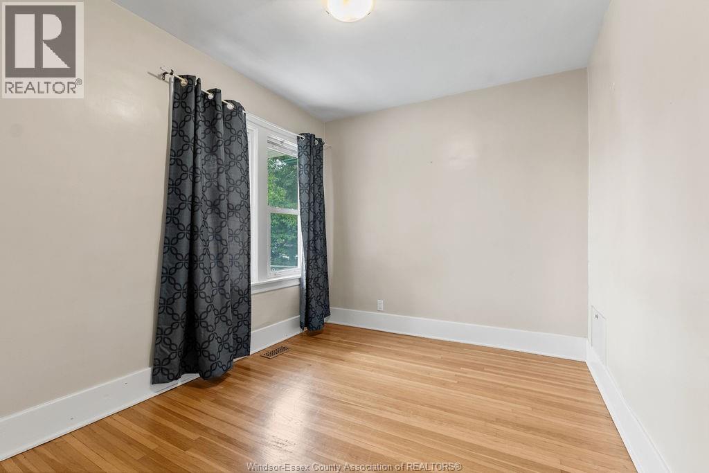 Photo 6 of 1527 Albert Road, Windsor ON