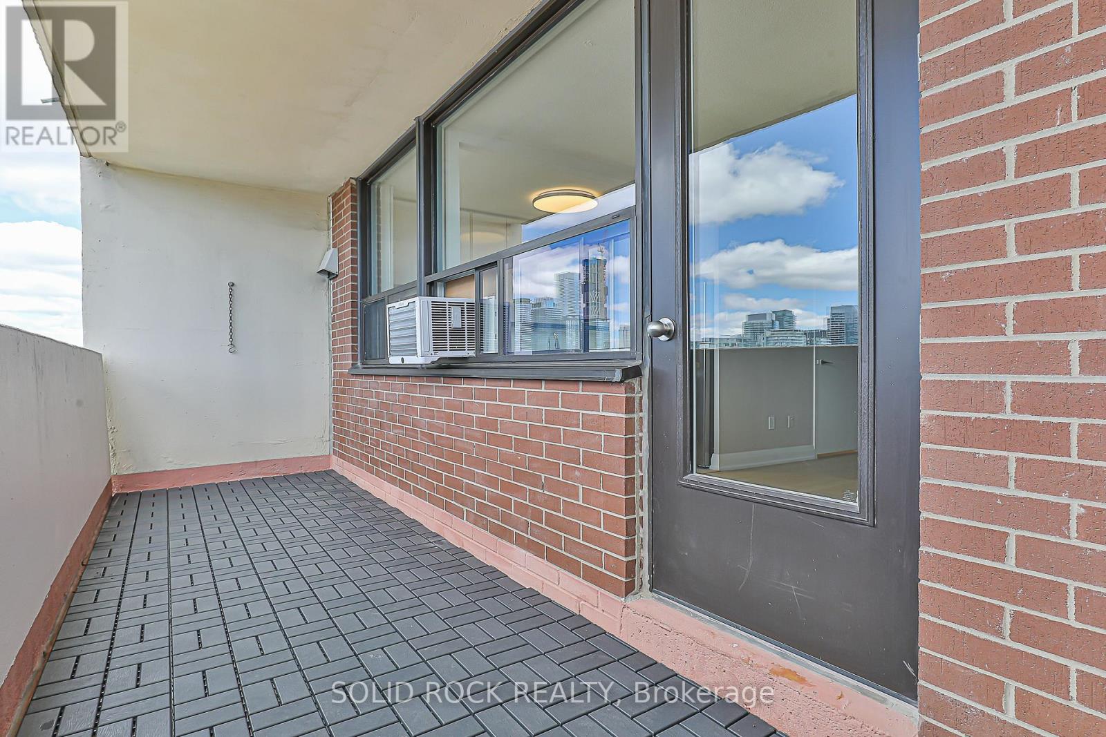 Photo 25 of 3111 40 Homewood Avenue, Toronto ON