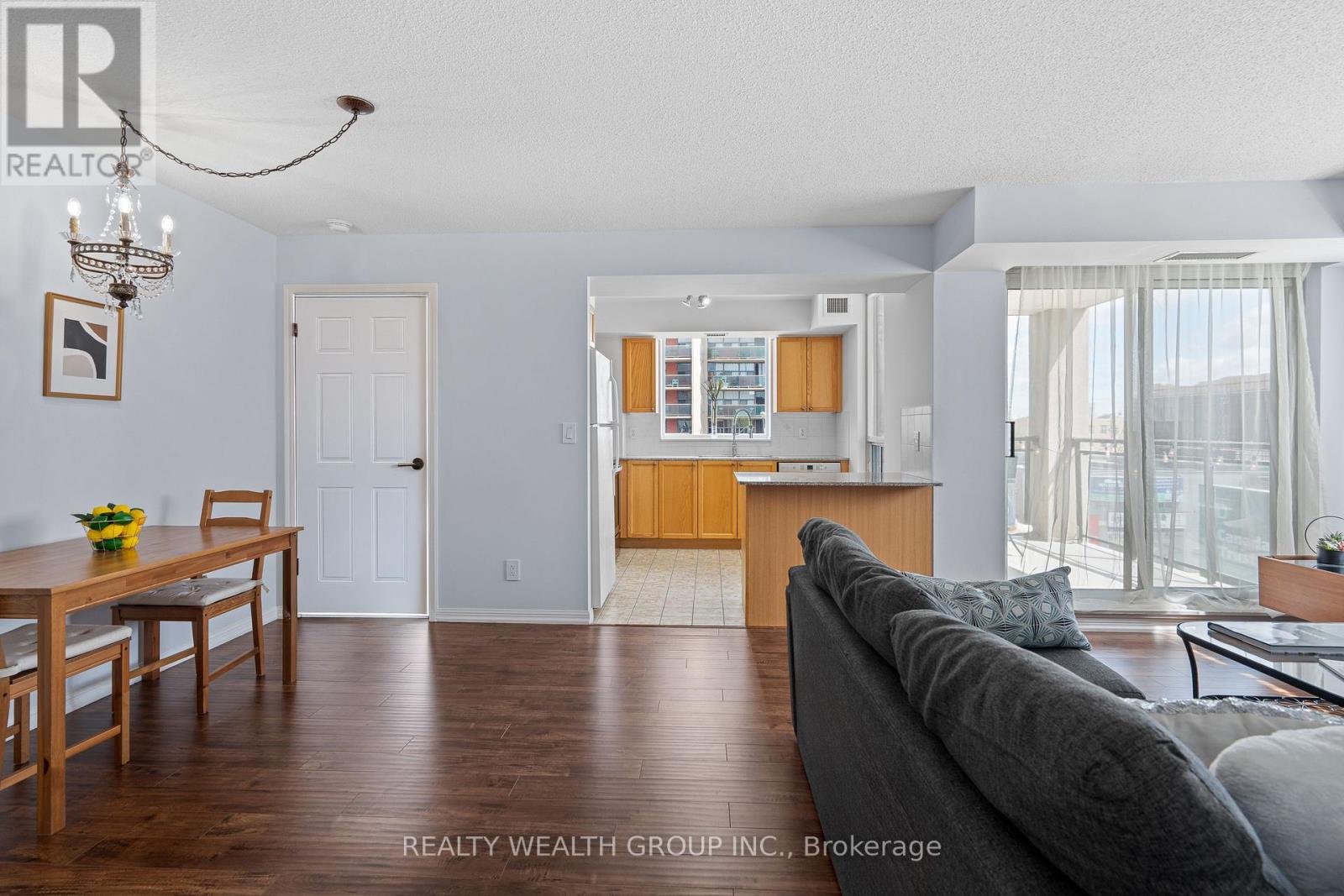 Photo 10 of 513 5940 Yonge Street, Toronto ON