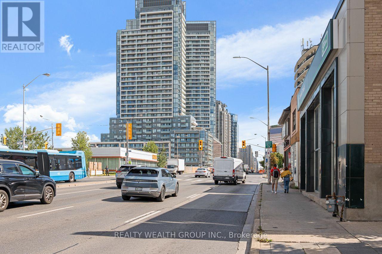 Photo 26 of 513 5940 Yonge Street, Toronto ON