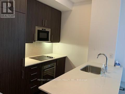 Photo 4 of 518 297 College Street, Toronto ON