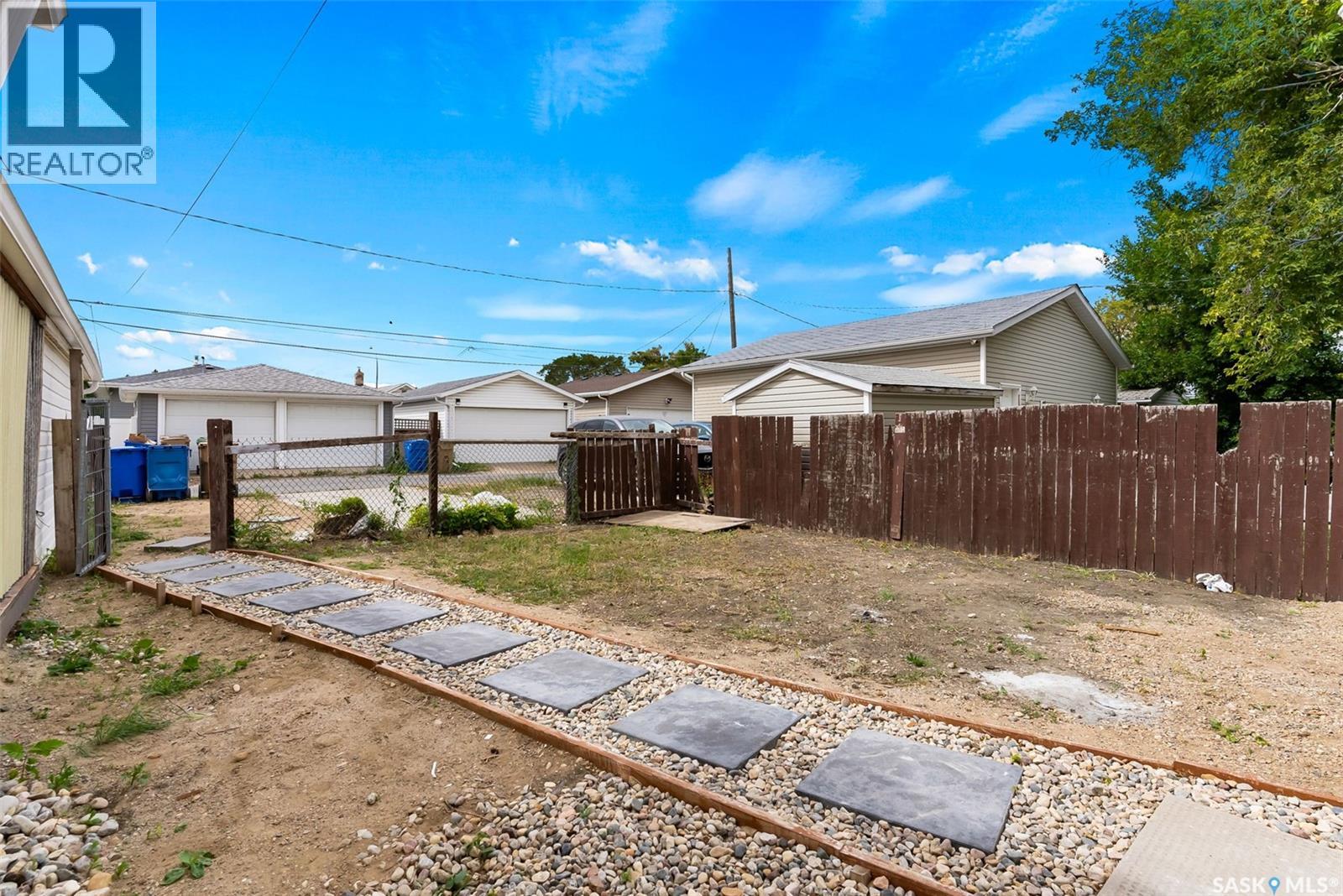 Photo 21 of 2054 Embury Street, Regina SK