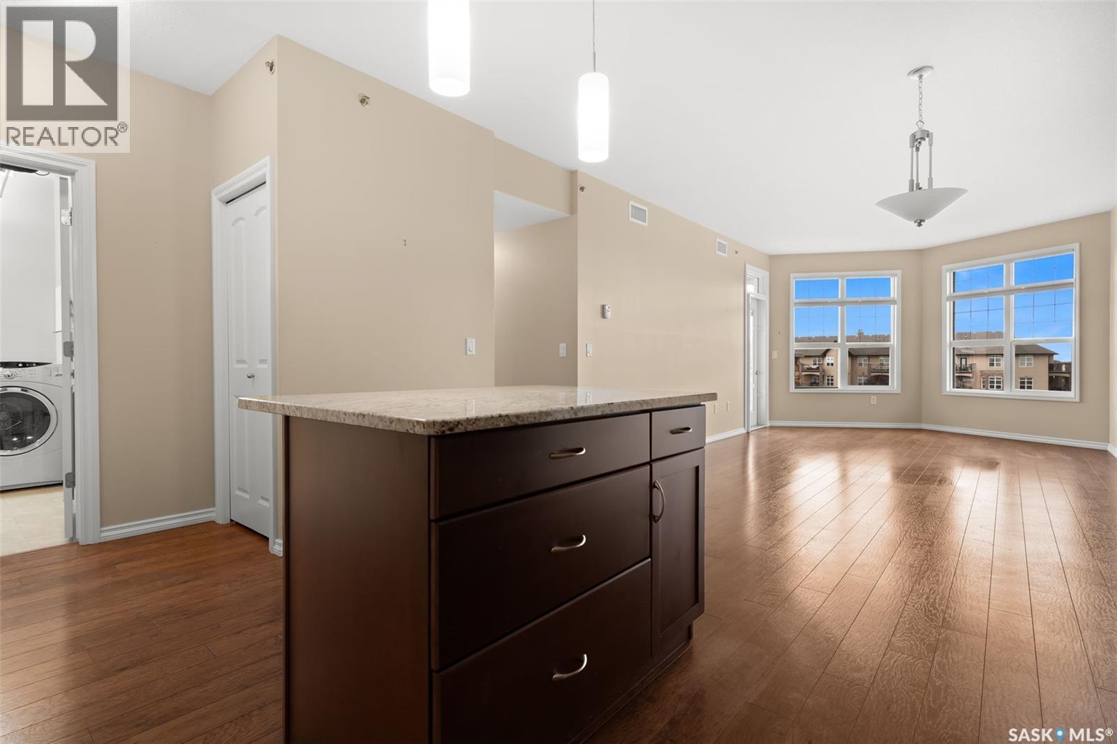 Photo 2 of 311 2160 Heseltine Road, Regina SK