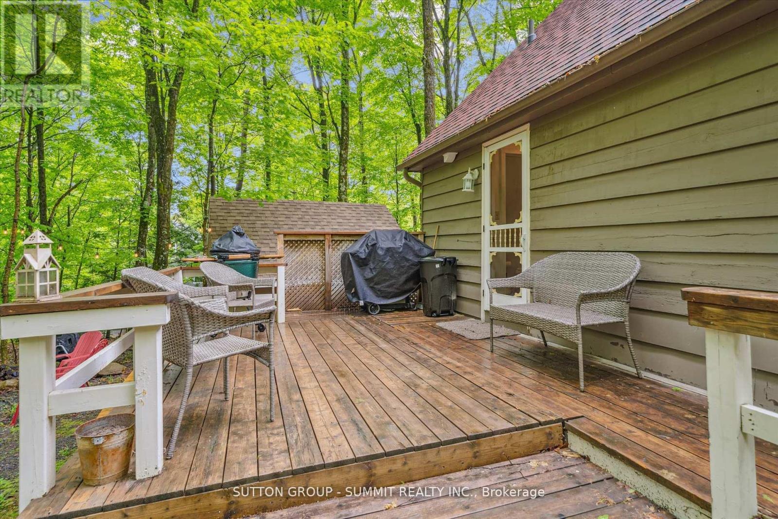 Photo 25 of 17 Sugarbush Lane, Huntsville ON