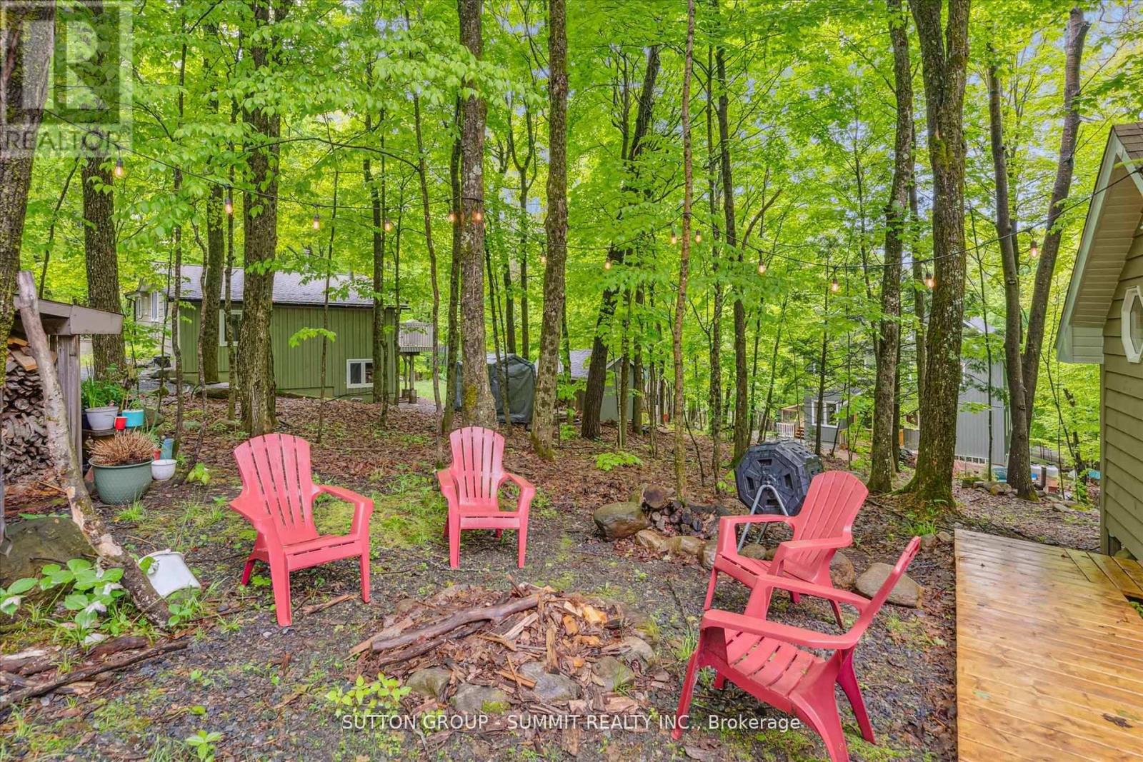 Photo 27 of 17 Sugarbush Lane, Huntsville ON