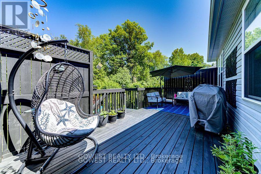 Photo 18 of 5 55th Street S, Wasaga Beach ON