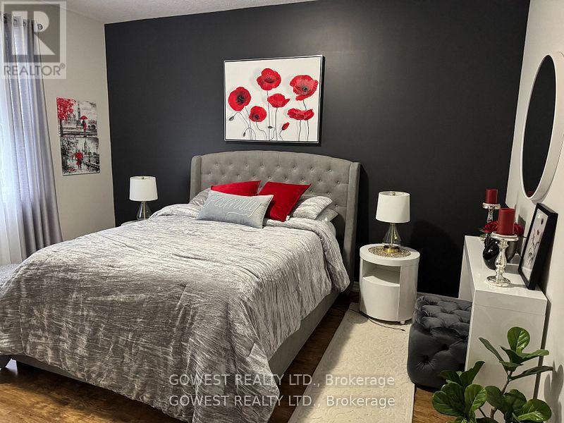 Photo 37 of 5 55th Street S, Wasaga Beach ON