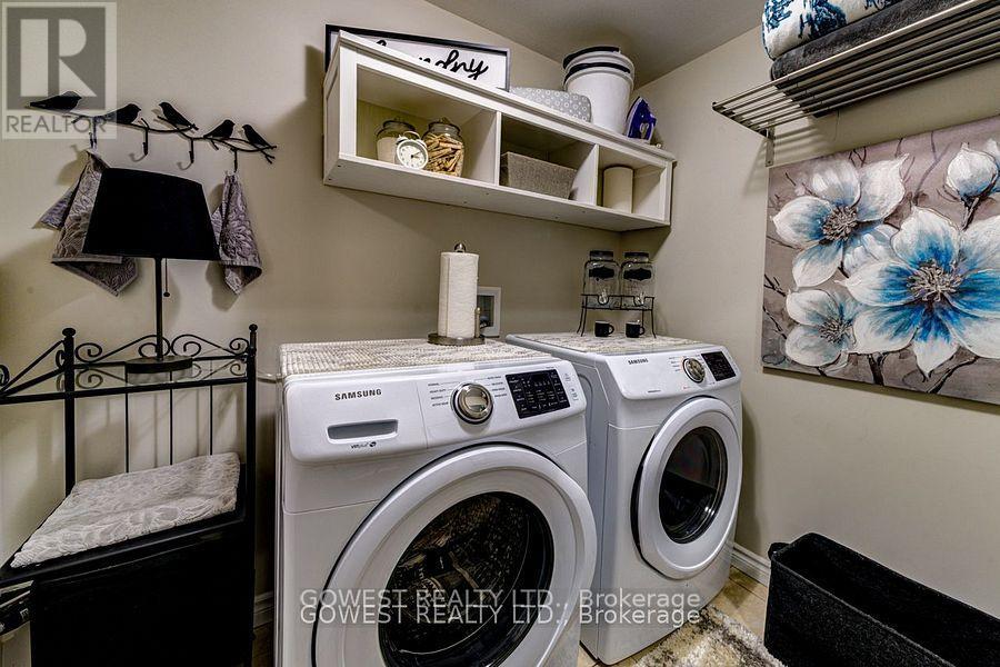 Photo 39 of 5 55th Street S, Wasaga Beach ON
