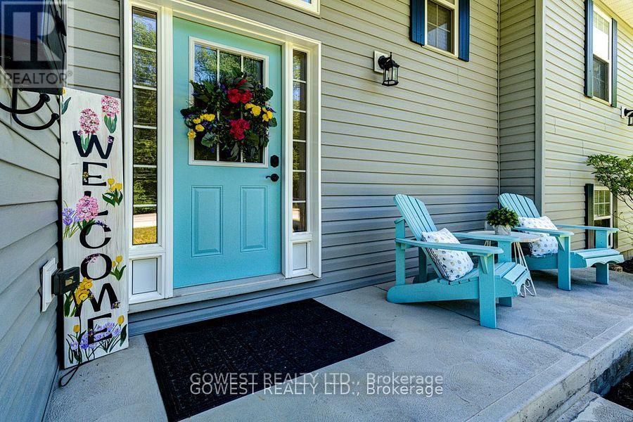 Photo 4 of 5 55th Street S, Wasaga Beach ON