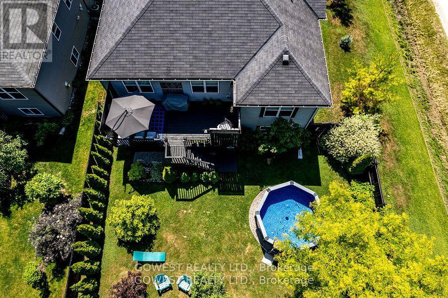 Photo 42 of 5 55th Street S, Wasaga Beach ON