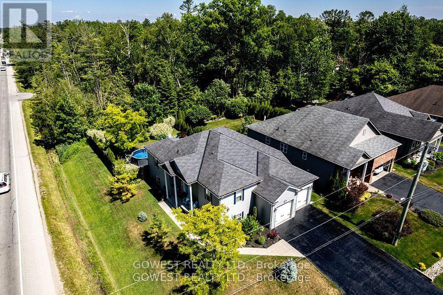 Photo 46 of 5 55th Street S, Wasaga Beach ON