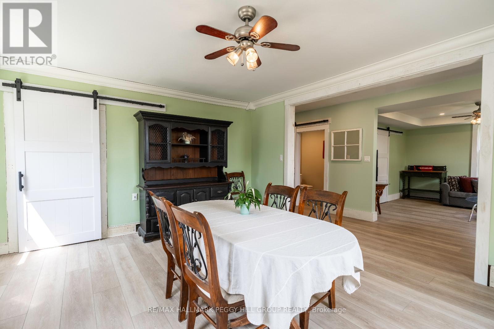 Photo 4 of 4396 Penetanguishene Road, Springwater ON