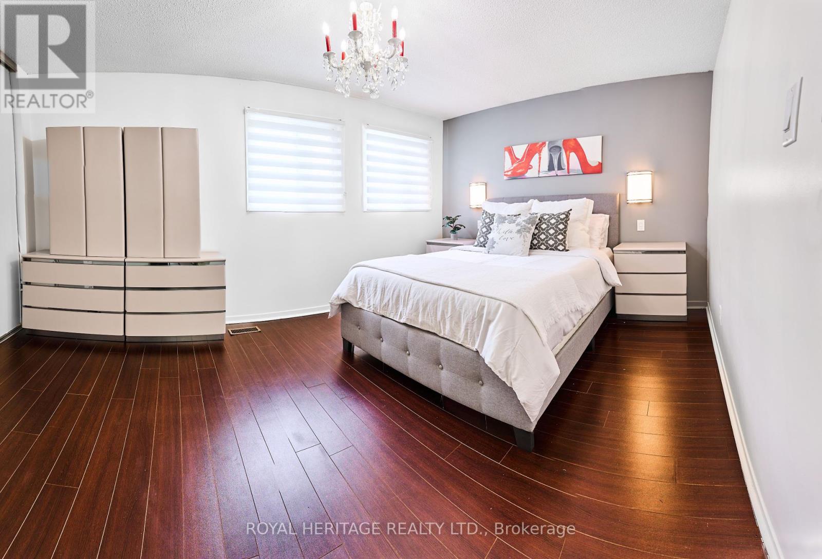 Photo 15 of 2136 Duberry Drive, Pickering ON
