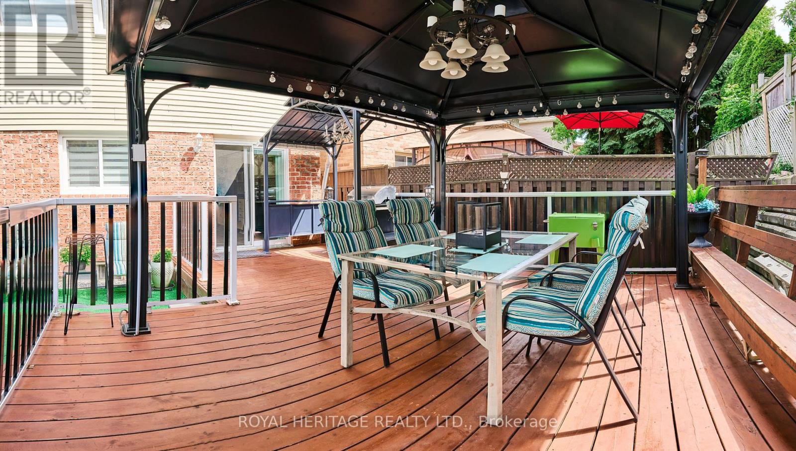 Photo 8 of 2136 Duberry Drive, Pickering ON