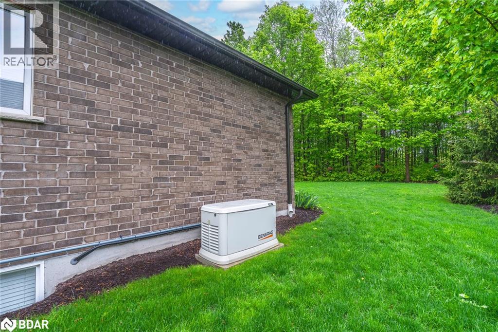 Photo 26 of 126 Mennill Drive, Springwater ON