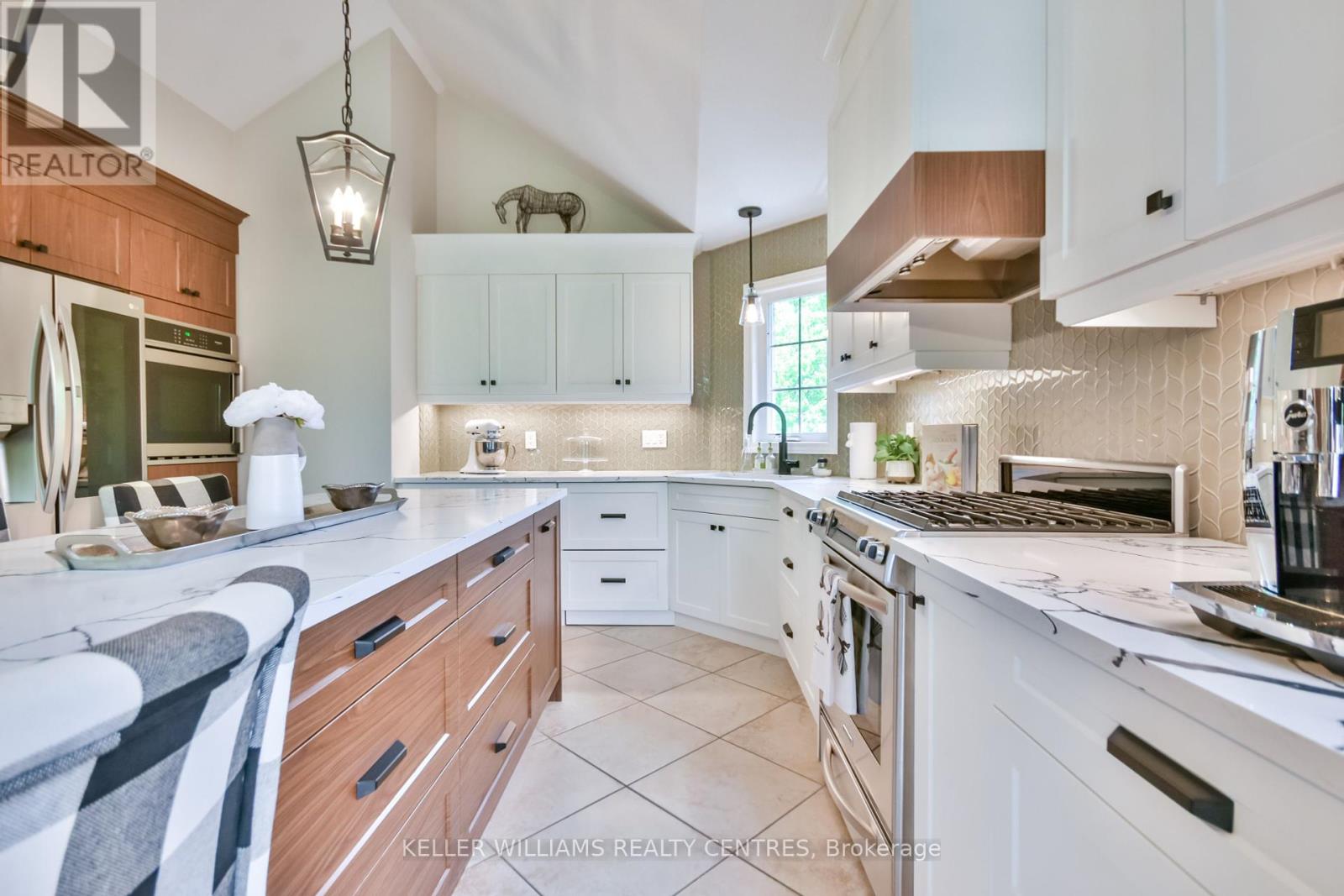 Photo 18 of 1 10 Reddington Drive, Caledon ON