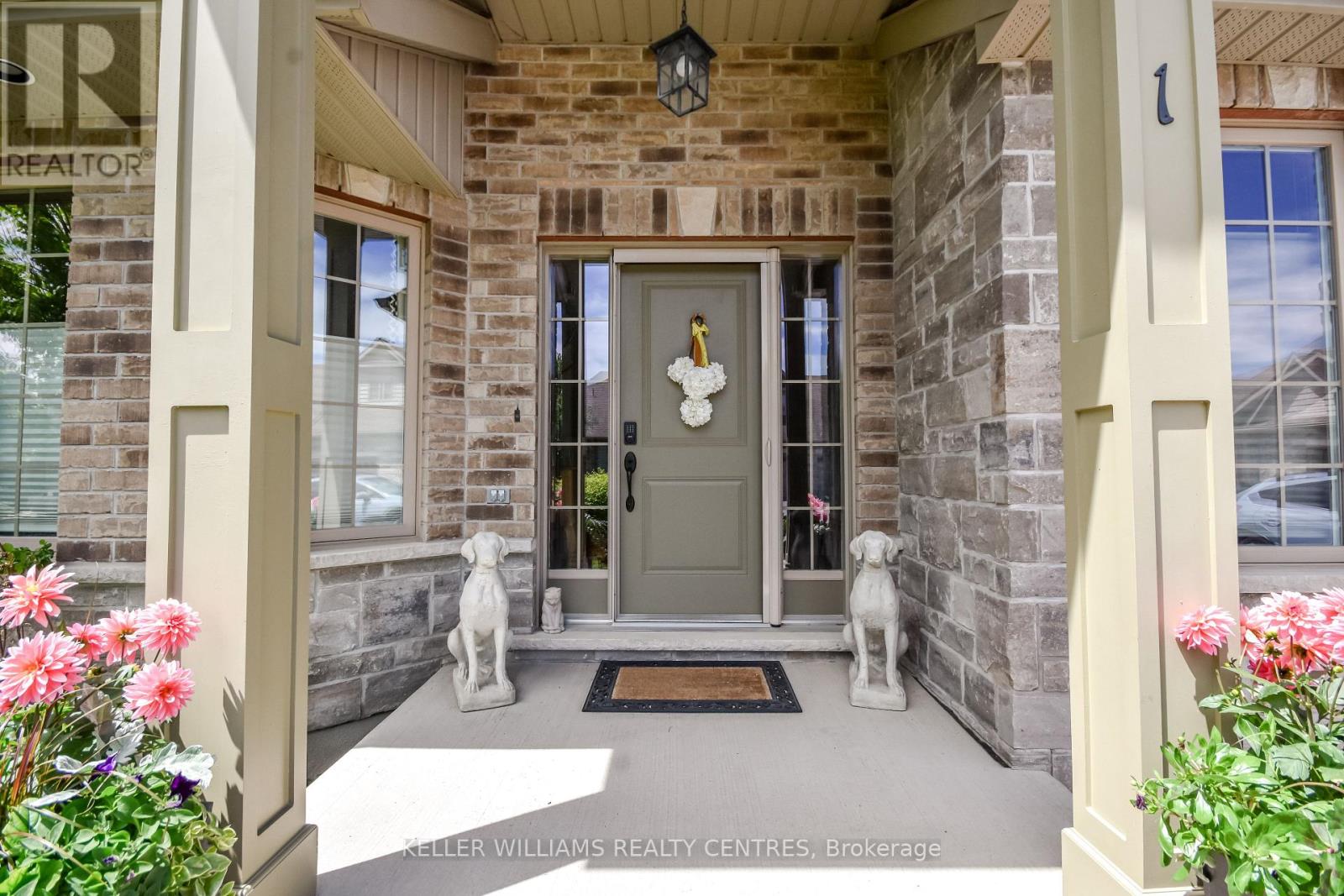 Photo 2 of 1 10 Reddington Drive, Caledon ON
