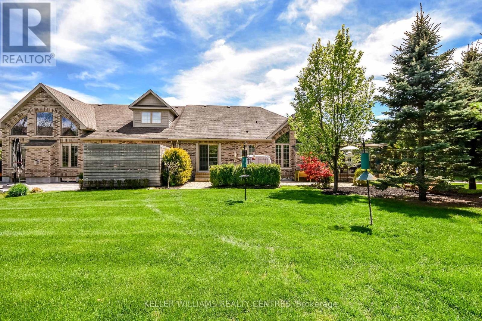 Photo 36 of 1 10 Reddington Drive, Caledon ON