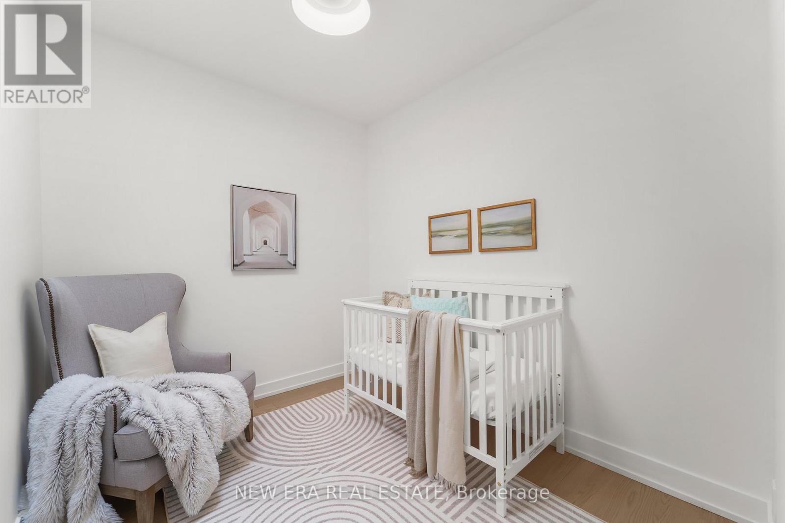 Photo 15 of 113 Bellwoods Avenue, Toronto ON